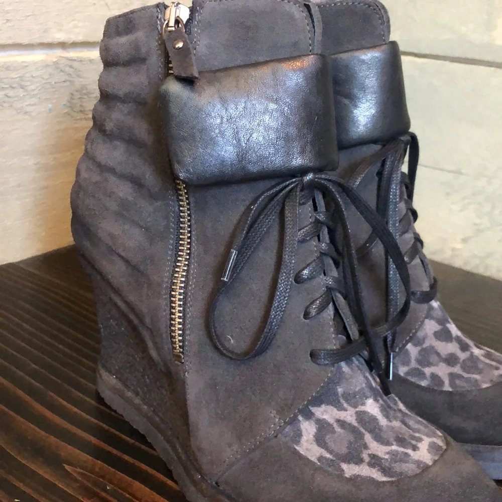 Made in Italy Vic Wedge Leather Sneakers - Picture 14 of 14